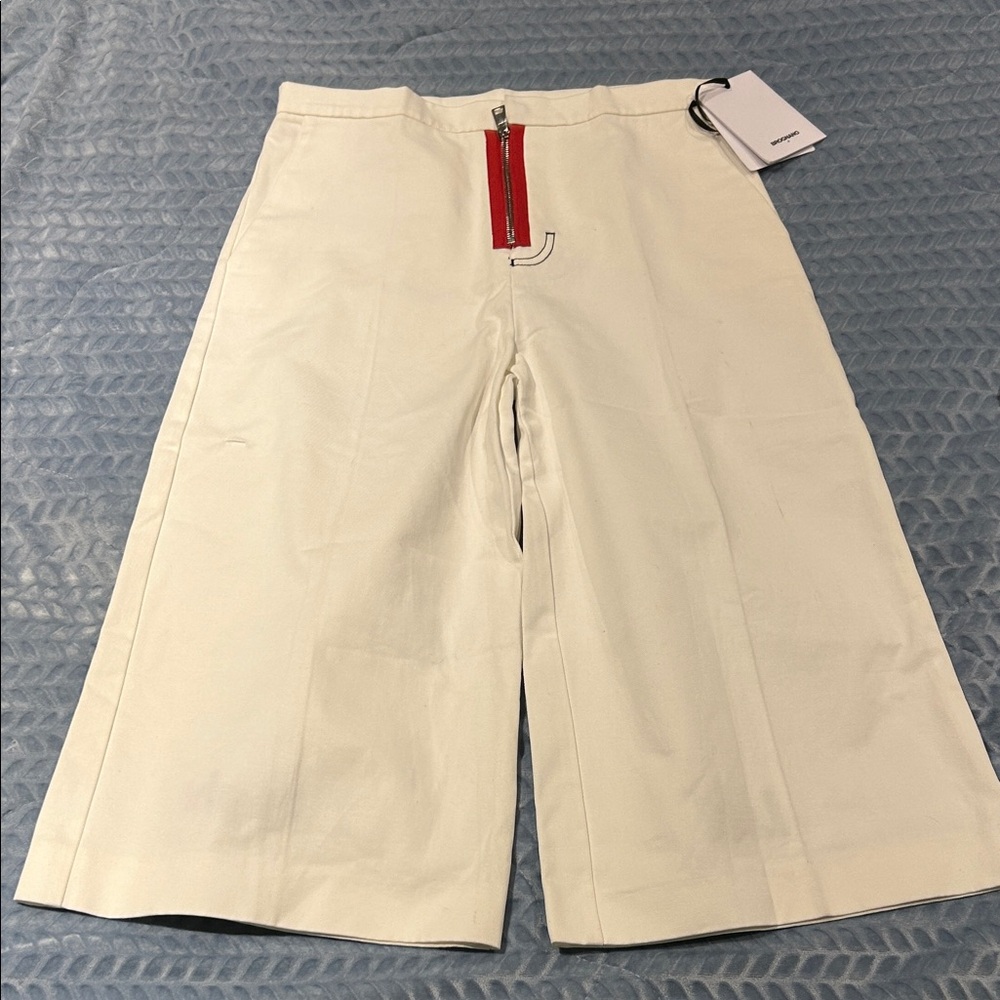 Brognano Wide Leg  Capris with Red Zipper and Right/ Left Accent
